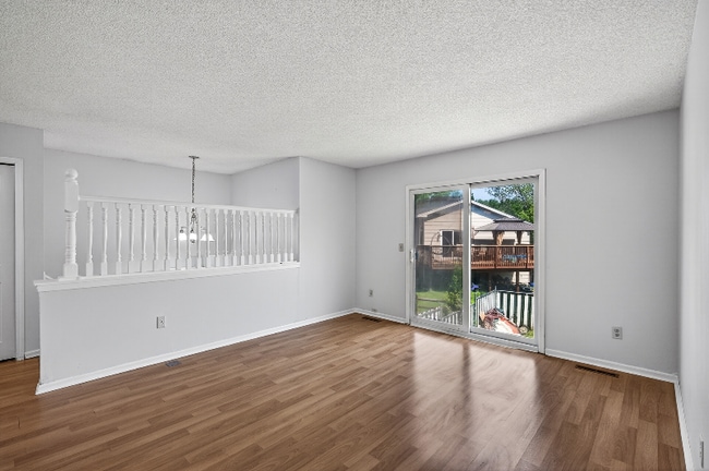Building Photo - 1803 Hale Ave N