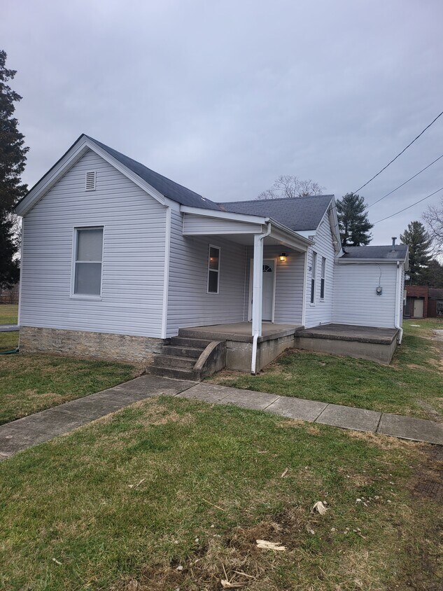 4820 Alert New London Rd, Hamilton, OH 45013 House Rental in Hamilton