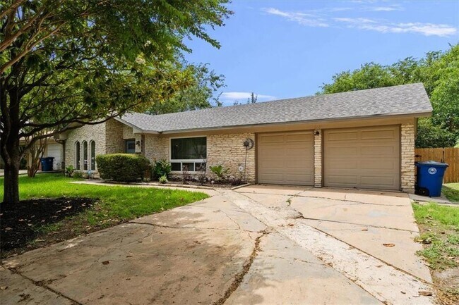 Building Photo - 8904 Pointer Ln