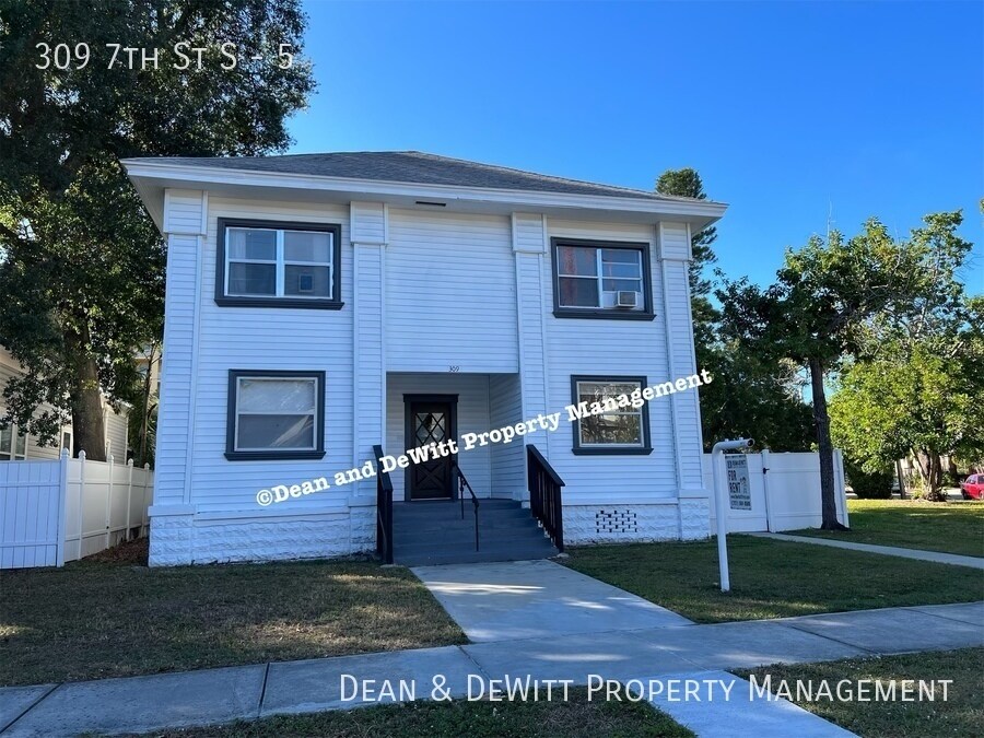 309 7th St S Unit 5, St. Petersburg, FL 33701 Room for Rent in St