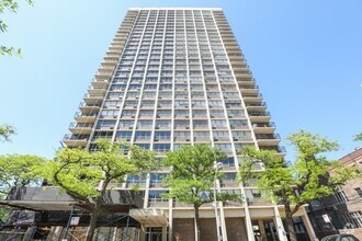 Building Photo - 88 W Schiller St