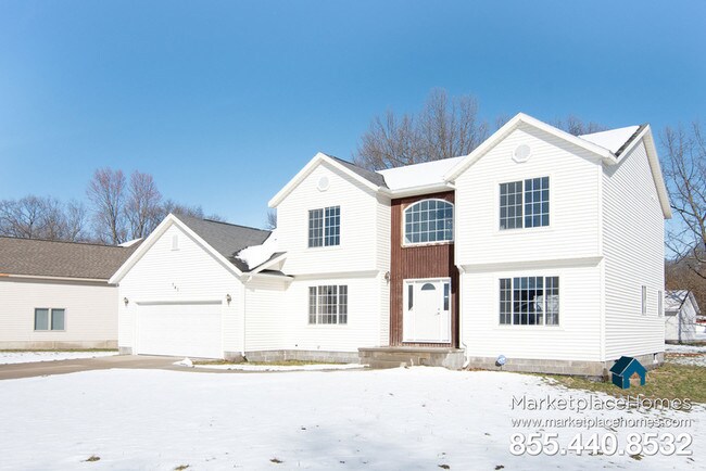 Building Photo - 540 Overbrook St