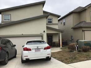 Building Photo - 12402 Jacobs Pond