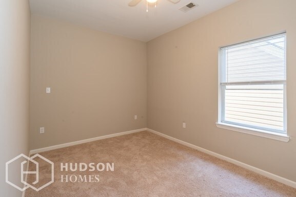 Building Photo - NOW AVAILABLE! - 547 Elm St Unit 1, Kearny...
