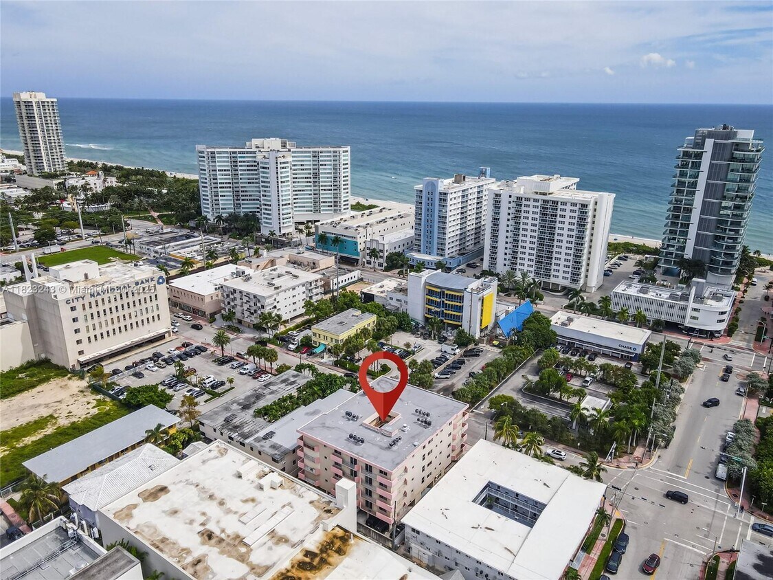 Primary Photo - 6920 Harding Ave