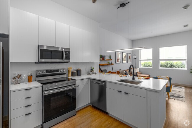 Interior Photo - Crosby Hill