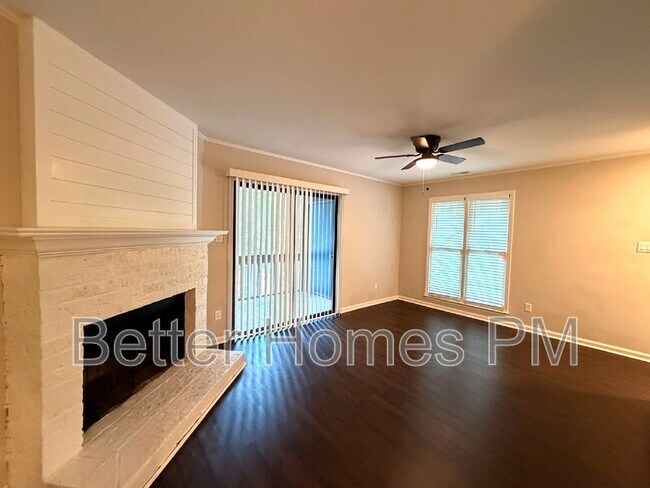 Foto del edificio - 4840 N New Hope Rd