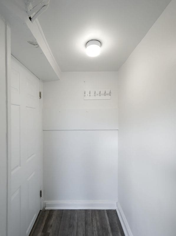 Building Photo - 3250 N Albany Ave