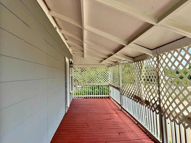 Foto del edificio - 2 Bedroom Cottage with Charm!
