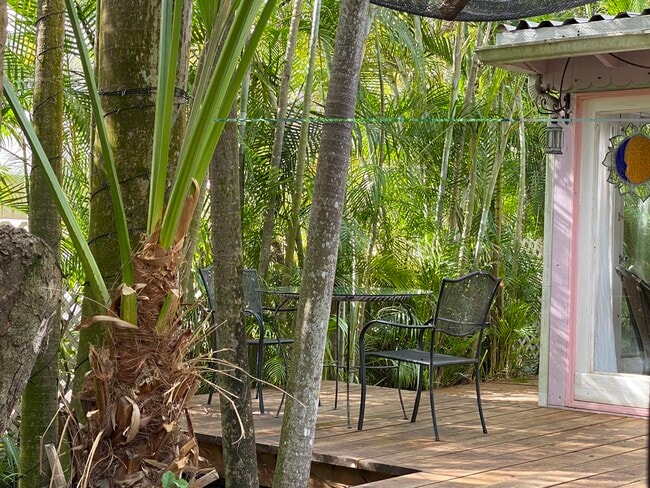 Building Photo - 3084 Jefferson St