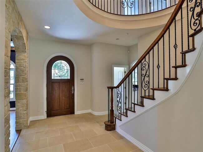 Foto del edificio - 6682 Trinity Heights Blvd