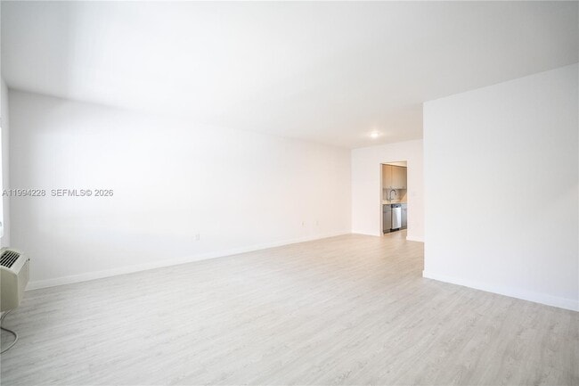 Foto del edificio - 1185 98th St