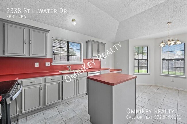 Foto del edificio - 2338 Stillwater Dr