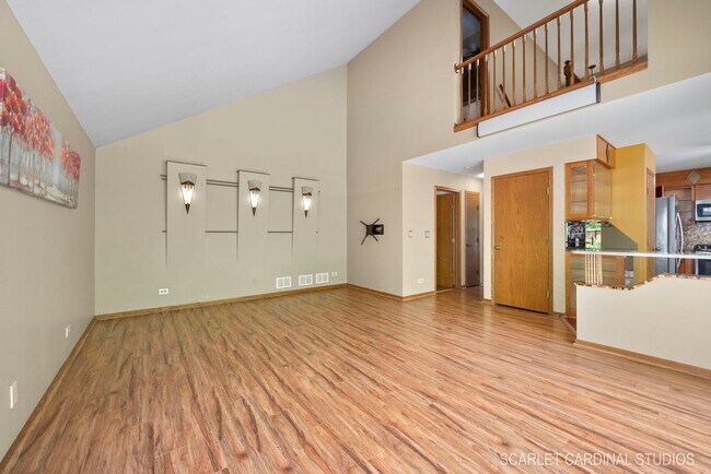 Building Photo - 54 N Royal Oak Dr