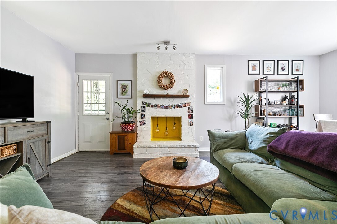 Foto principal - 5503 Almond Ave