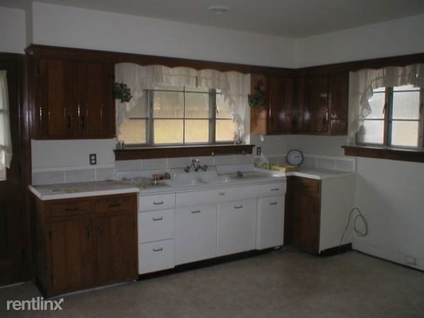 Building Photo - 316 Fairfield Dr