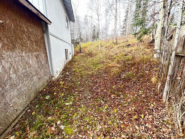 Building Photo - 3210 N Bald Eagle Dr