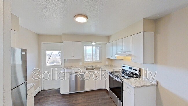 Building Photo - 1027 Westmoreland Rd