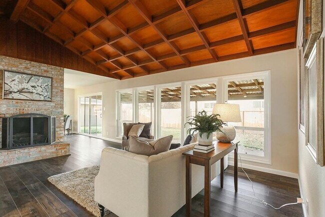 Building Photo - 3861 Spencer Way