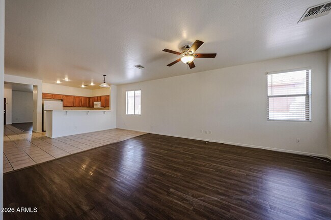 Foto del edificio - 6307 S 69th Glen