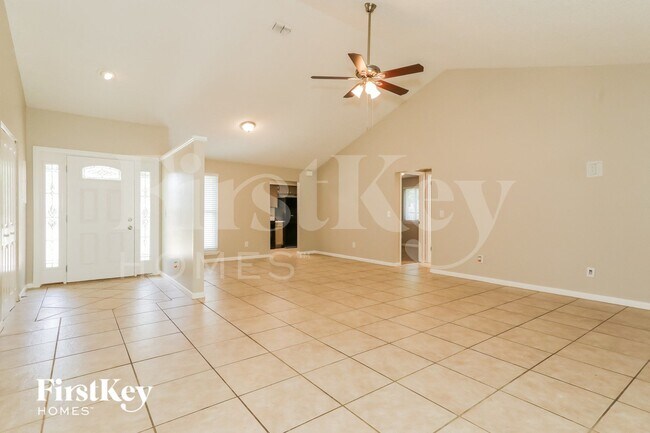 Foto del edificio - 3919 Summer Pines Dr