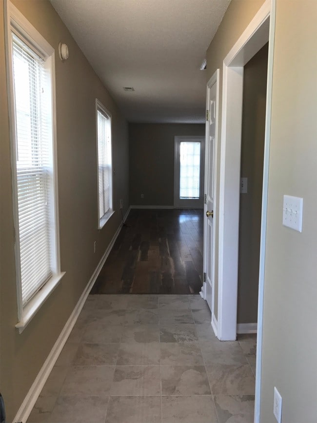 Building Photo - 5232 Eagle Trace Dr