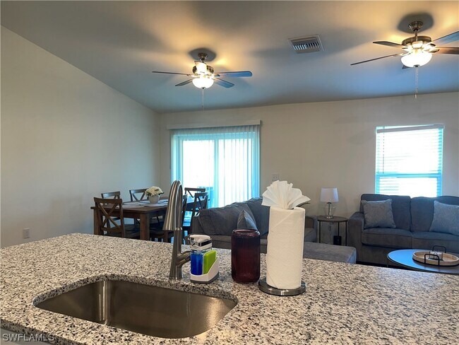 Foto del edificio - 2317 NW 31st Terrace