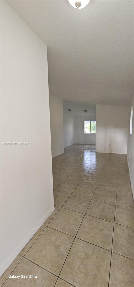 Foto del edificio - 935 NE 33rd Terrace