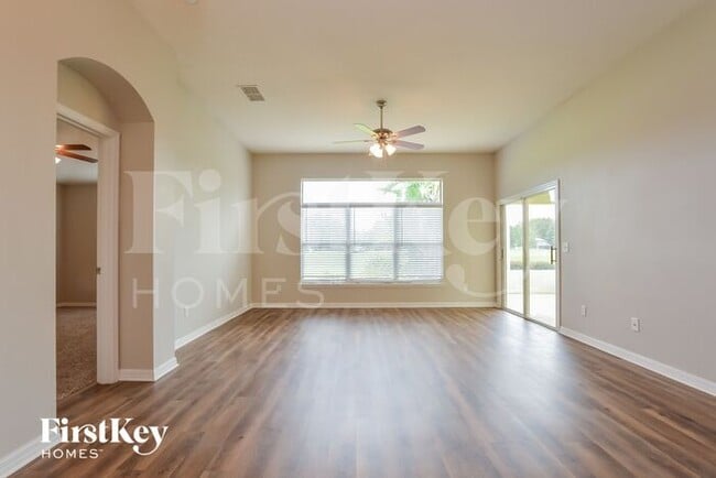 Building Photo - 6017 Spring Creek Ct