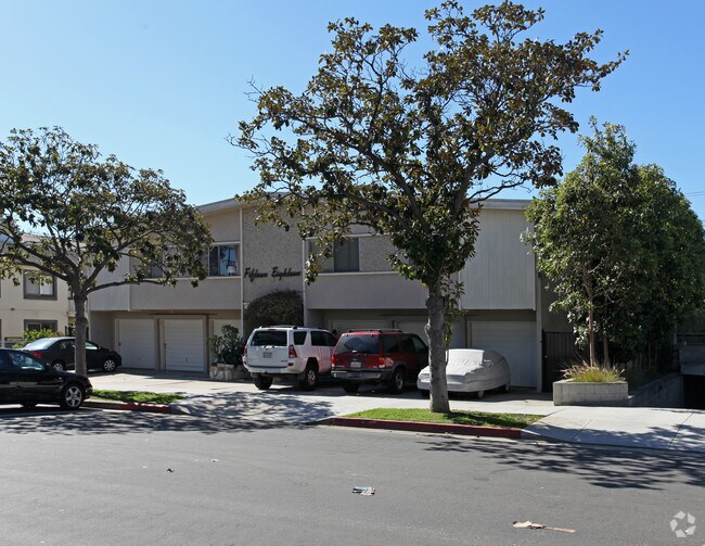 Building Photo - Bay Cities Apartments
