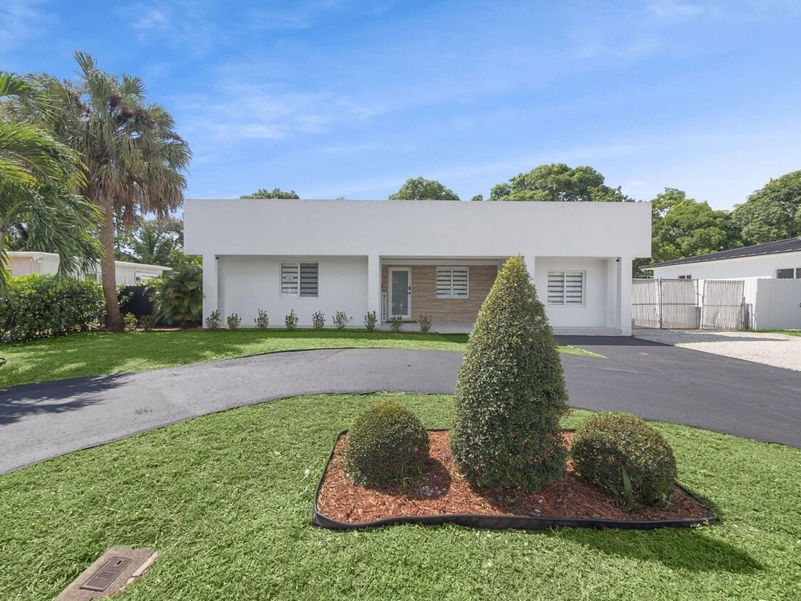 Photo - 520 NE 135TH ST #0 NORTH MIAMI, FL 33161