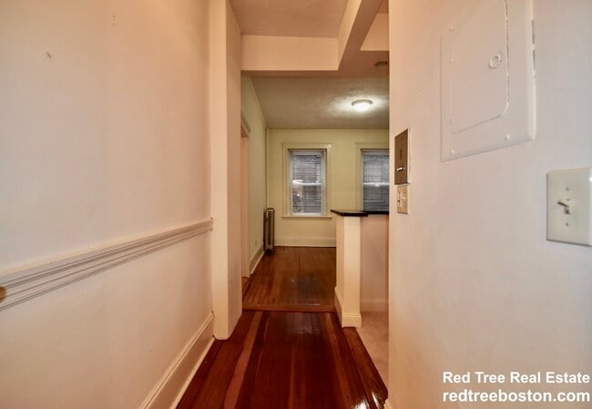 Photo - 51 Queensberry St Apartment