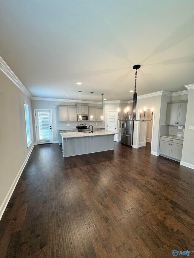 Foto del edificio - 603 Hudlowe Ln