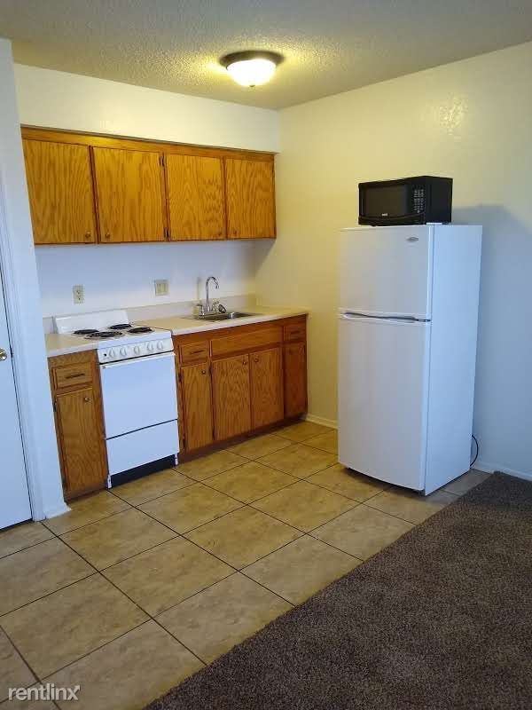 Building Photo - 220 Ridgecrest Dr