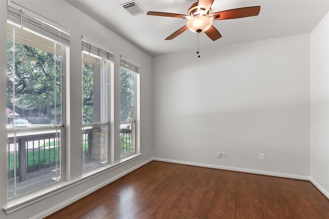 Foto del edificio - 800 S Frontier Ln