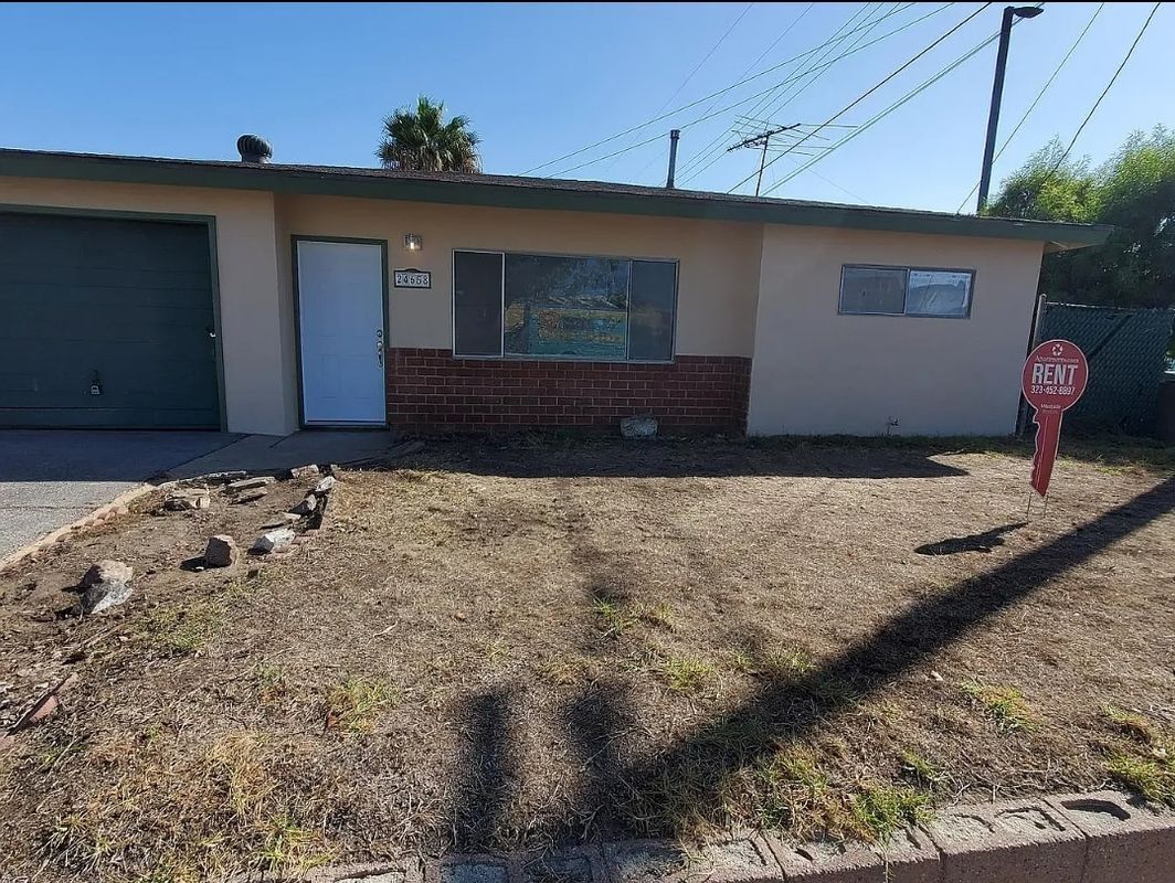 Building Photo - 24658 Eshelman Ave