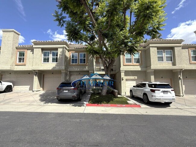 Building Photo - 3408 Hathaway Ave