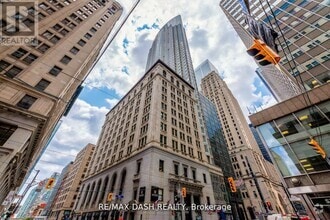 Building Photo - 1-2901 King St W