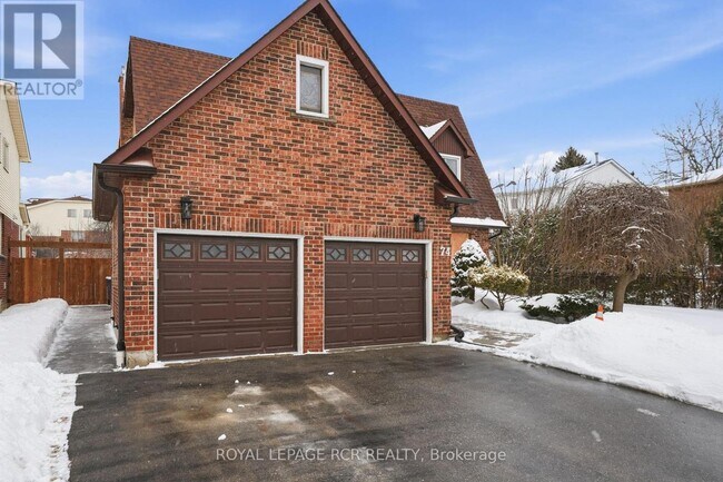 Photo du bâtiment - 74 Old Yonge St