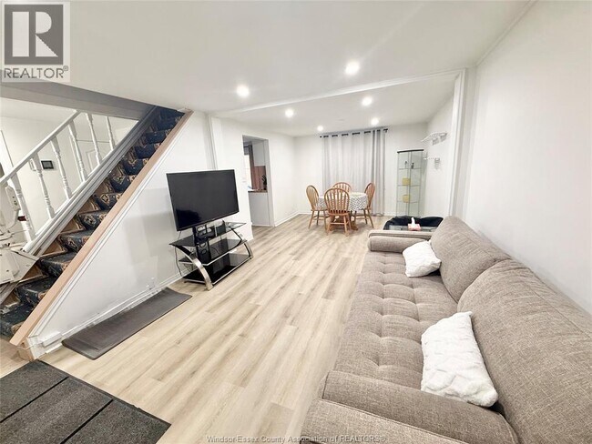 Photo du bâtiment - 10664 Atwater Crescent