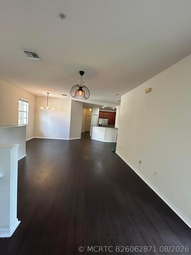 Foto del edificio - 9080 Preston Pl