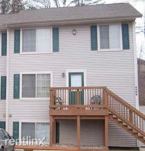 Primary Photo - 4 br, 3.5 bath House - West Michigan Townh...