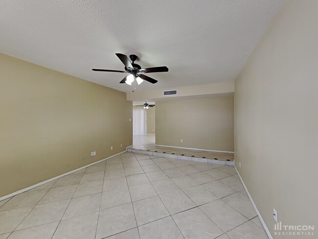 Foto del edificio - 19040 N 17th Ave