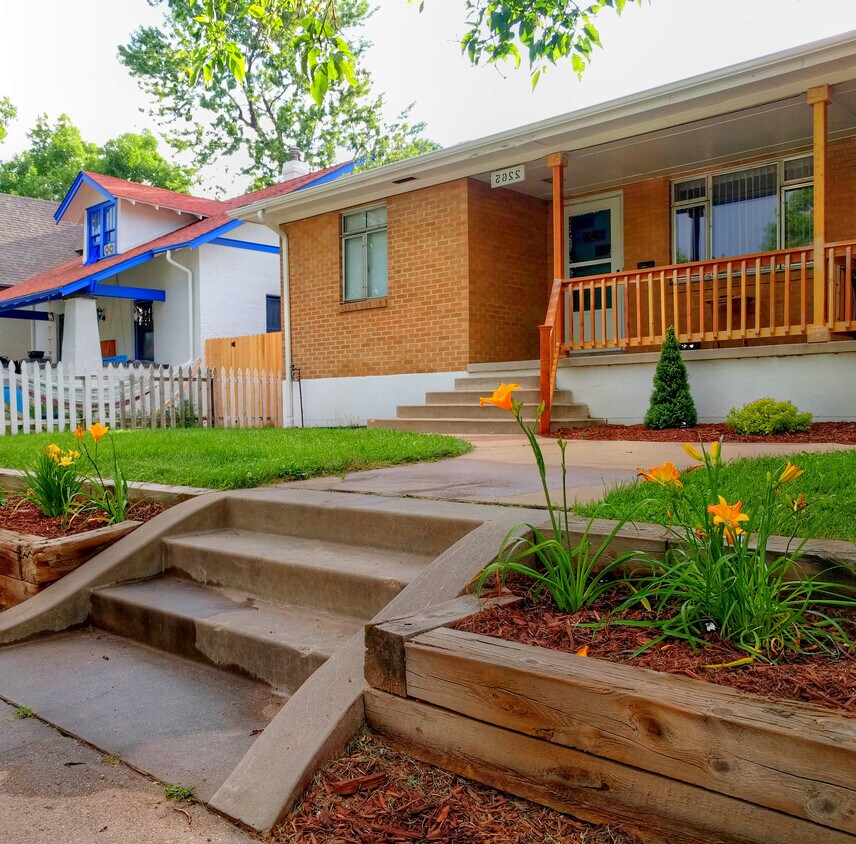 Foto principal - 2275 S Acoma St