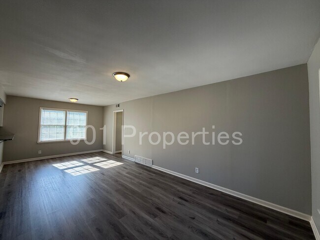 Building Photo - 2658 Galaxie St