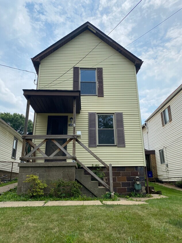 Primary Photo - 143 Caldwell Ave