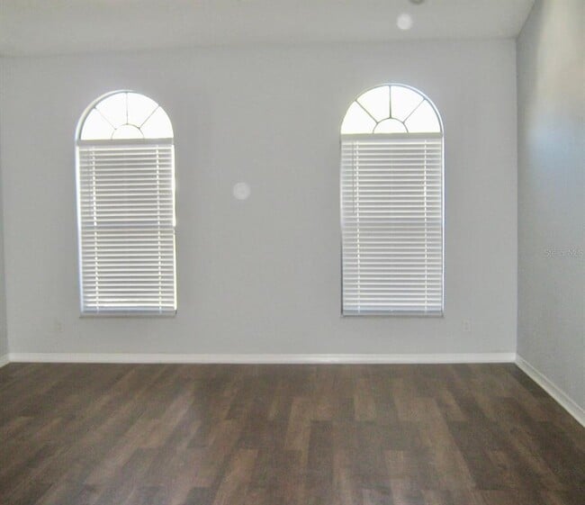 Building Photo - 4398 Plumosa St