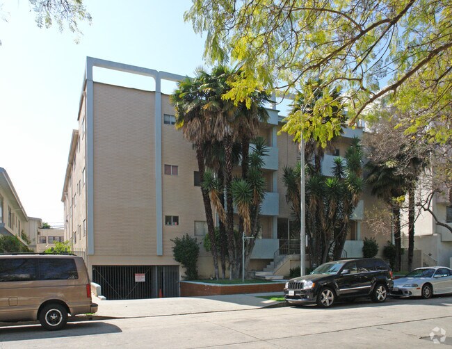 815 S Wooster St, Los Angeles, CA 90035 Apartments in Los Angeles, CA