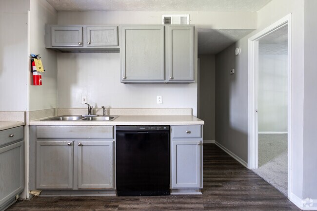 1 habitación, 1 baño - 700 pies cuadrados - Cocina - Maple Ridge Apartments