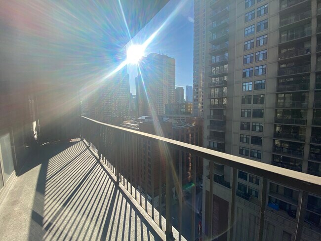 Foto del edificio - 10 E Ontario St